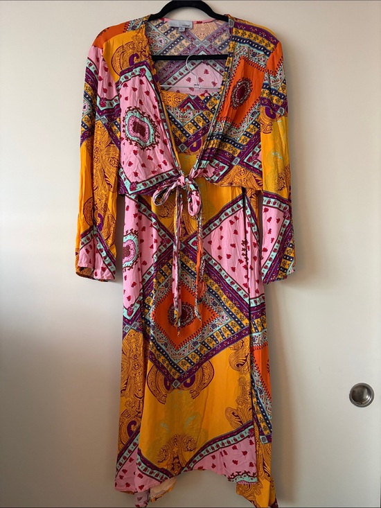Luukse Dresses & Skirts - 2 piece Bohemian Tie-Front cropped blouse with maxi wrap skirt in Pink & Orange